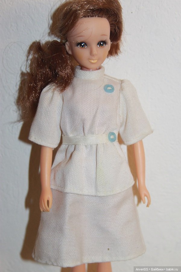 Винтажная Эмили-сенсей (врач семьи Ликки) компании Такара (фото 2)