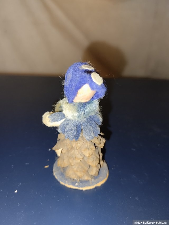 Ёлочная игрушка ГДР Девочка шишка (фото 3)