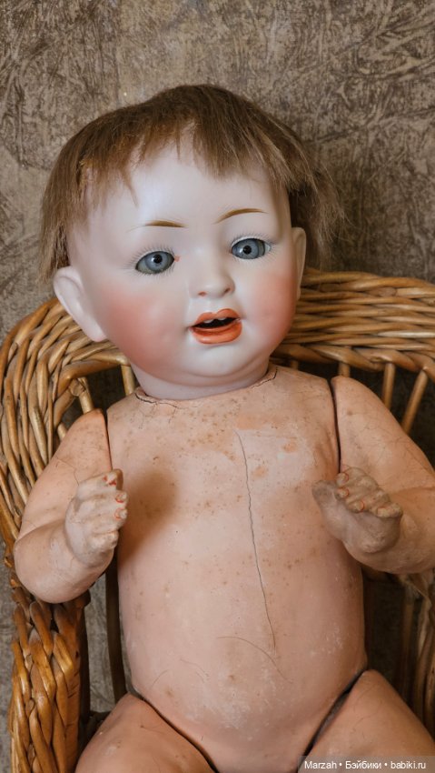 Антикварная малышка от Hertel Schwab, молд 152, рост 28 см