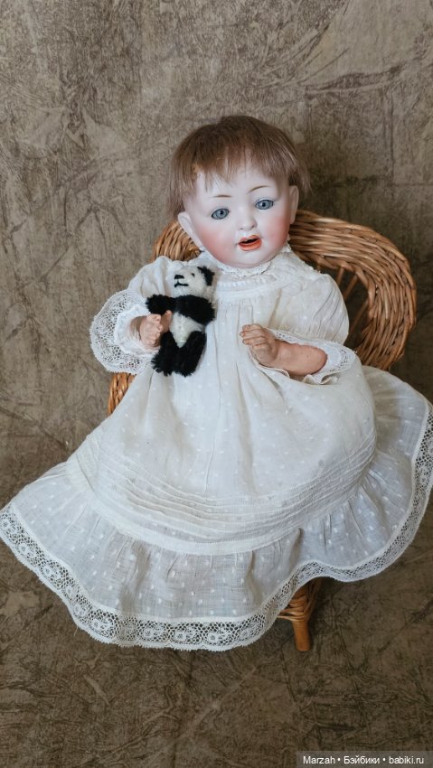 Антикварная малышка от Hertel Schwab, молд 152, рост 28 см