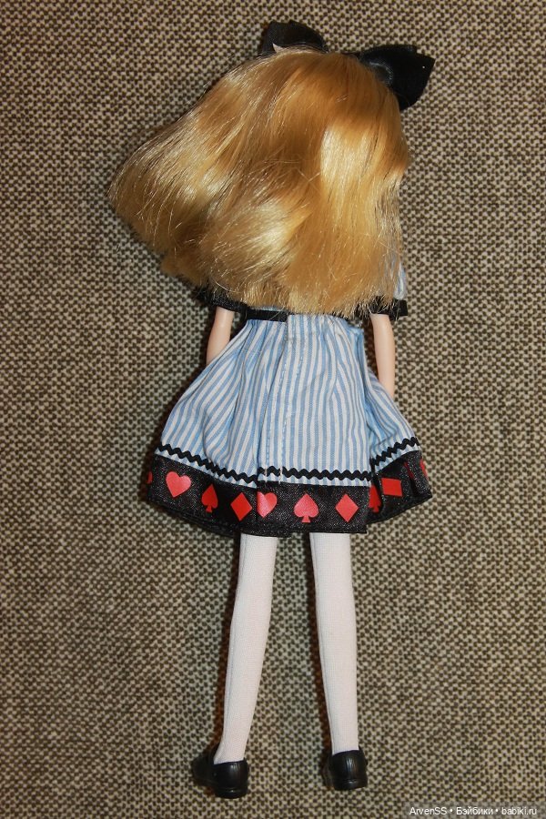 Винтажная Tokyo Disney Resort fashion doll Alice in Wonderland (фото 3)