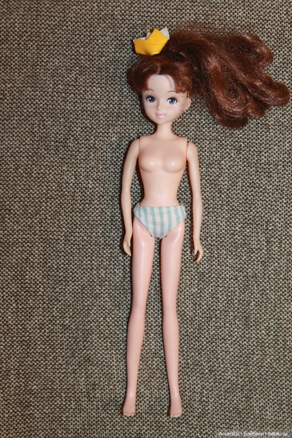 Винтажная Tokyo Disney Resort fashion doll Queen of Hearts (фото 6)