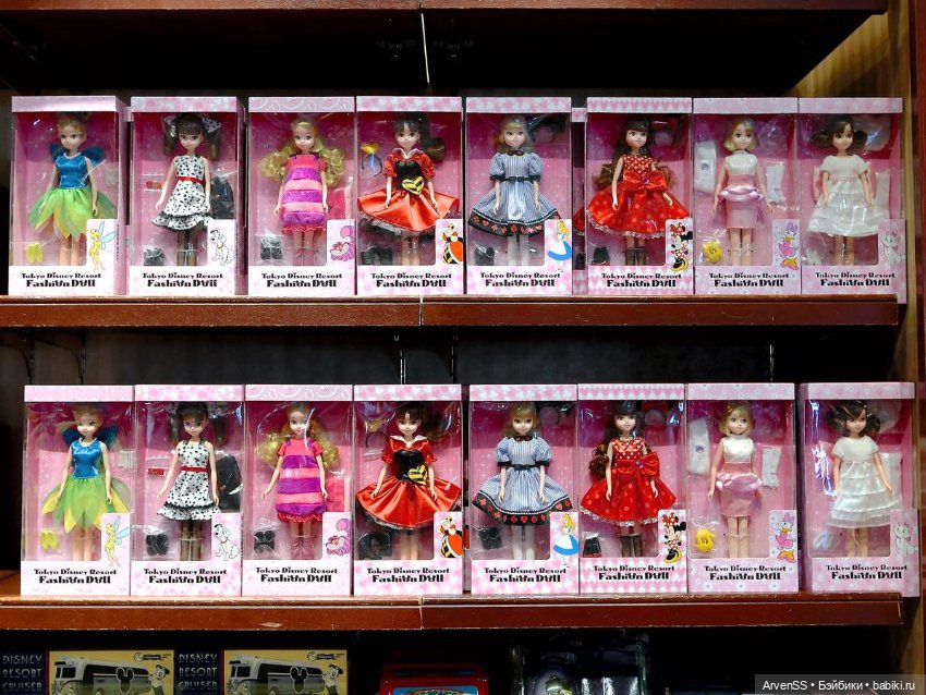 Винтажная Tokyo Disney Resort fashion doll Queen of Hearts (фото 9)