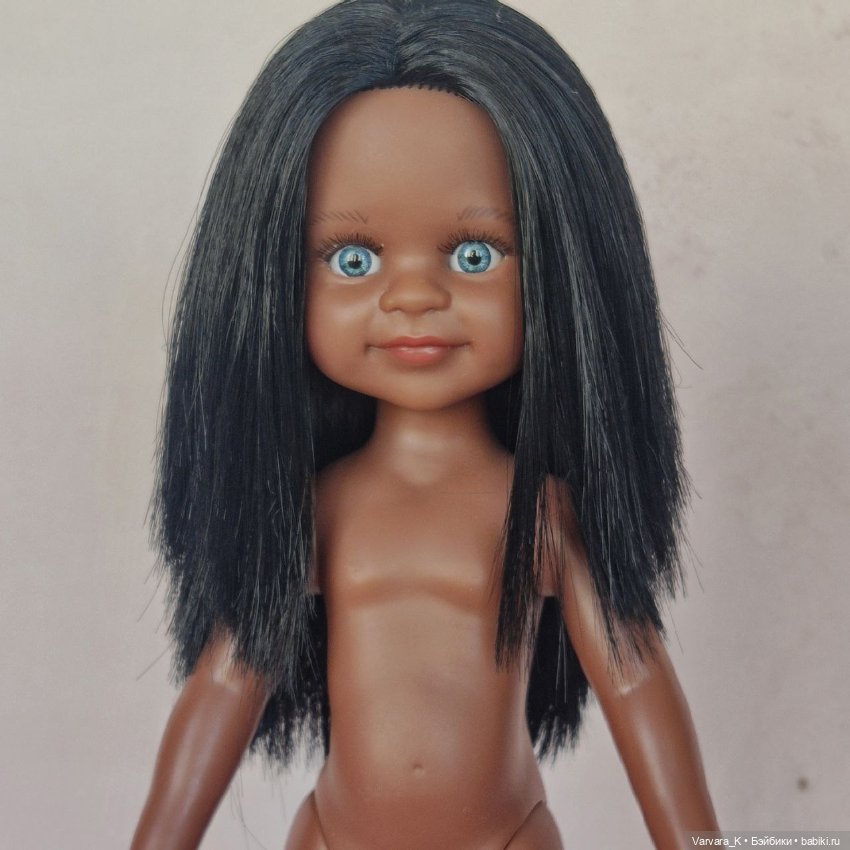 Paola Reina, кукла Клео Нора, мулатка с голубыми глазами, 32 см (фото 4)