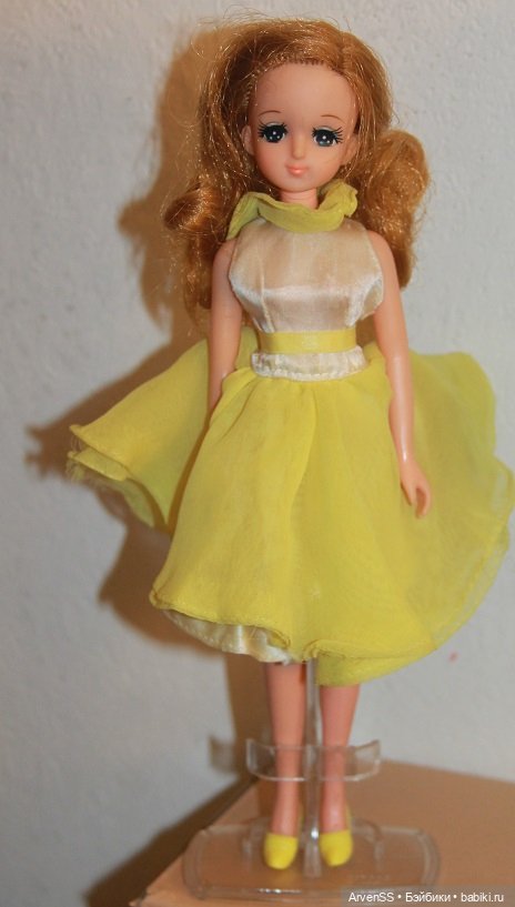 Винтажная Эмико Мисаки (мама Анны Charmy Twin) от Бандаи