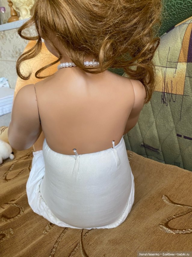 Фарфоровая кукла Monika Levenig (фото 3)