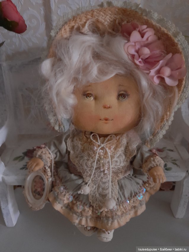 Кукла интерьерная текстильная