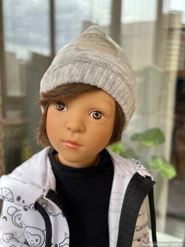 Интеллигентный мальчик Чарльз. Финуш Pettitcolin.Silviya Natterer (фото 7)