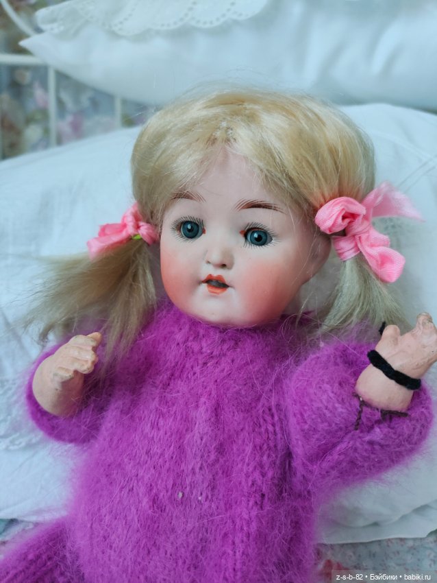 Малюточка Хойбах 320 — Антикварные куклы (фото 6)