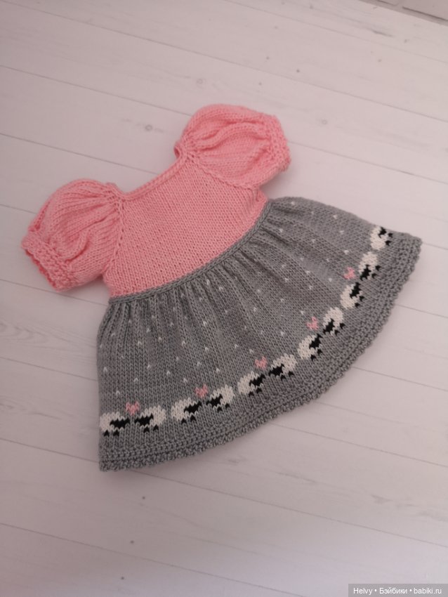 Платье с овечками для куклы Паола Рейна (Paola Reina)