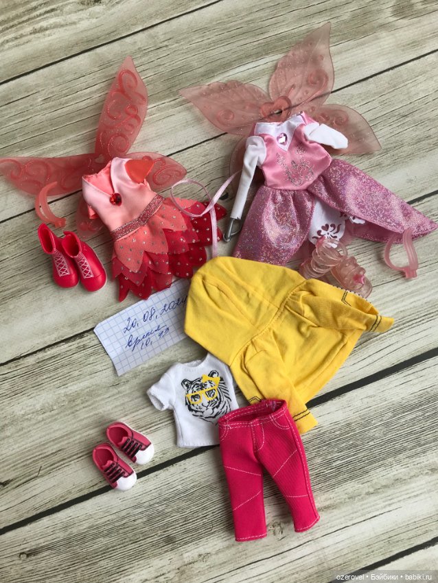 Продам много разной одежды (фото 6)