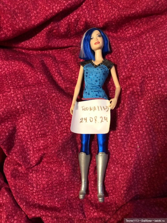 Барби из серии Рок принцесса Mattel (фото 4)