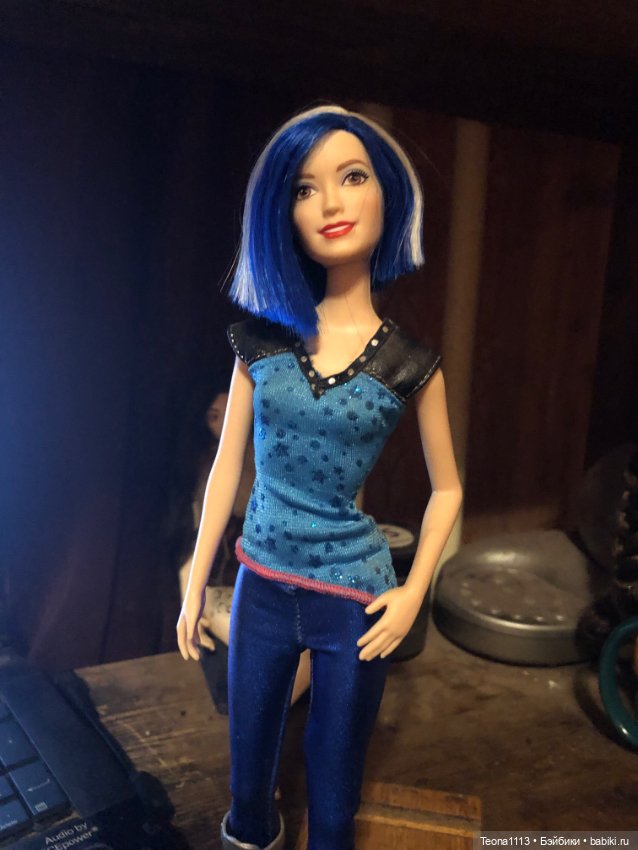 Барби из серии Рок принцесса Mattel (фото 2)