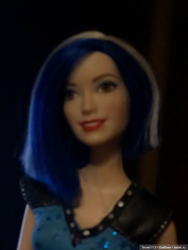 Барби из серии Рок принцесса Mattel (фото 3)