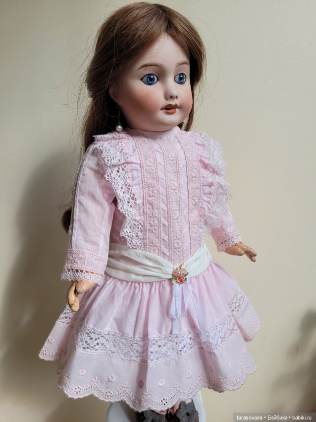 Батистовое платье для куклы 40-45 см (фото 3)