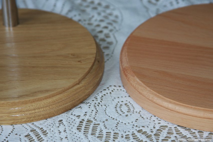 Стенд для кукол из массива дуба. Для кукол от маленького до большого размера (фото 8)