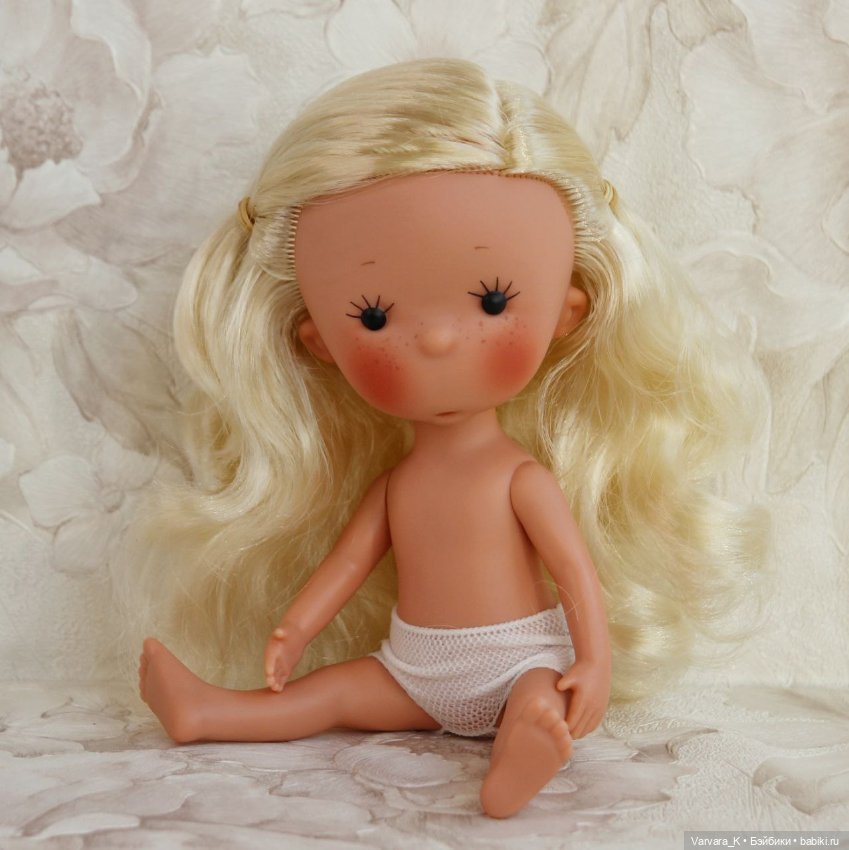 Llorens, Miss Minis, платиновая блондинка, 26 см (фото 7)