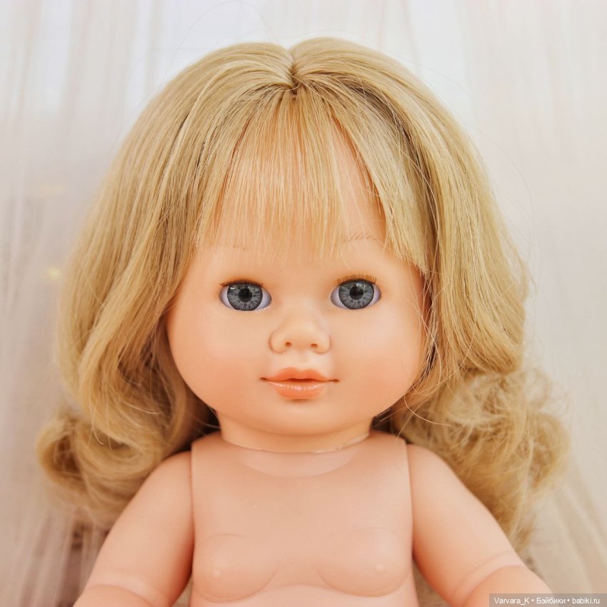 Carmen Gonzalez, кукла - малышка Сели блондинка, 26 см (фото 3)