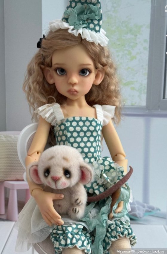 Аутфит с обувью на мсд от Кайе Виггс (фото 4)