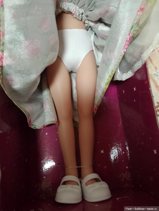 Подружка блондинка 32 см винил (фото 2)