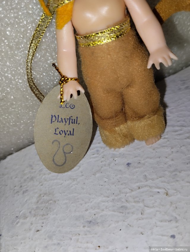 Маленькая коллекционная кукла в костюме зверушки с биркой (фото 6)