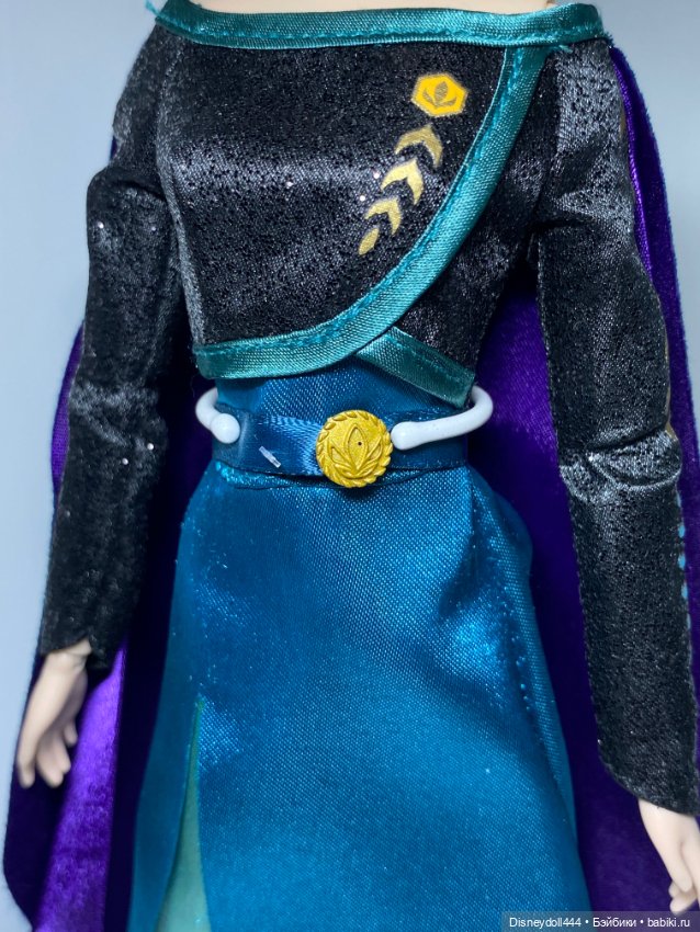 Коронационная Анна от ShopDisney (2019) (фото 5)