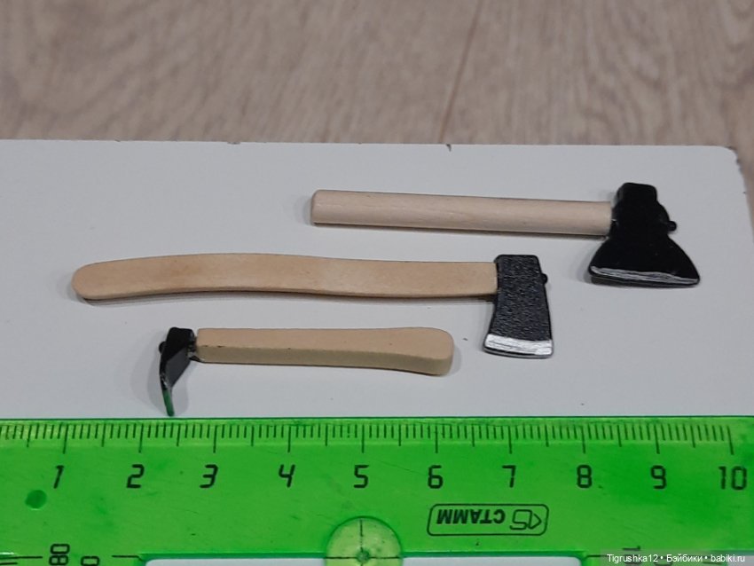 Топоры набором — Миниатюра для кукол (фото 3)