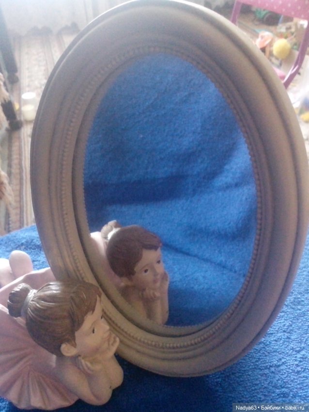 Зеркало под старину — Кукольная мебель