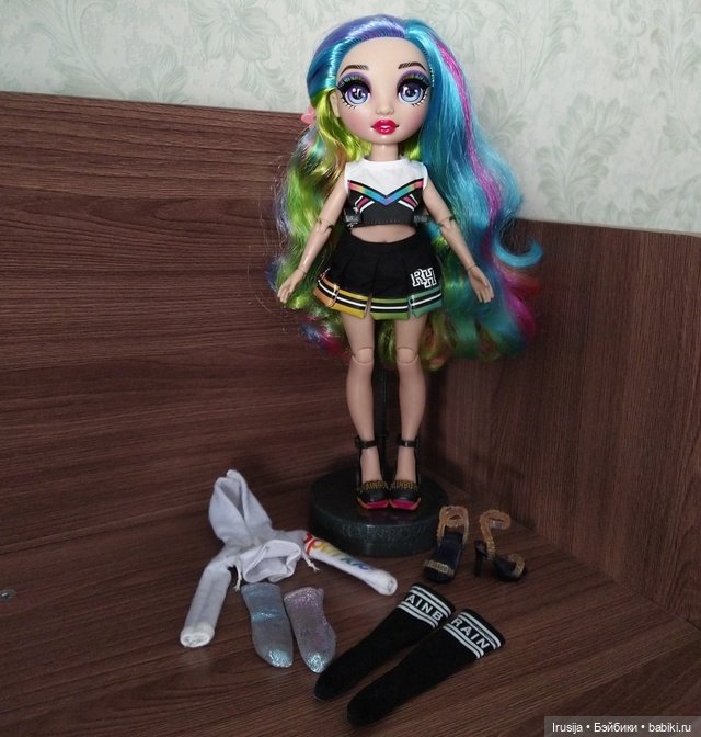 Кукла Rainbow High Амайа Рейн (фото 2)