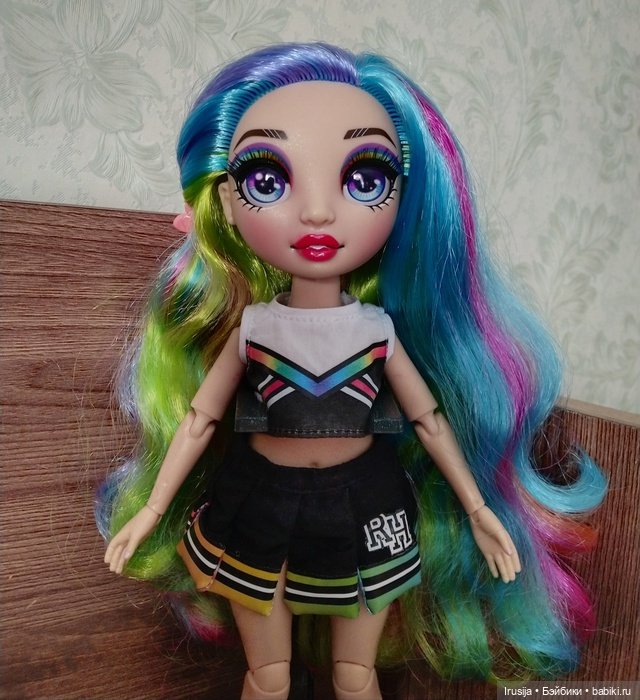Кукла Rainbow High Амайа Рейн
