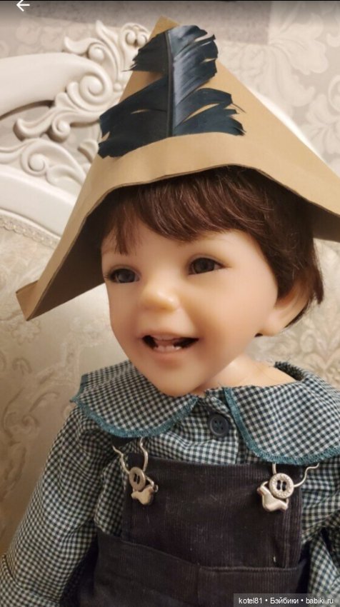 Мальчик от Bredberry из смолы