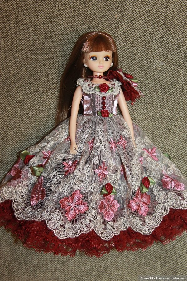 Ликка Castle с челкой и длинными волосами (фото 3)