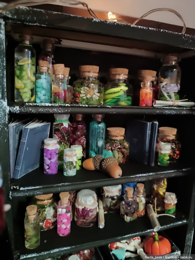 Шкаф ведьмы 1/6 — Кукольная миниатюра и румбокс (фото 3)