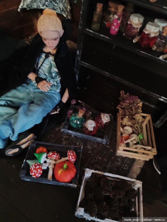 Шкаф ведьмы 1/6 — Кукольная миниатюра и румбокс (фото 9)