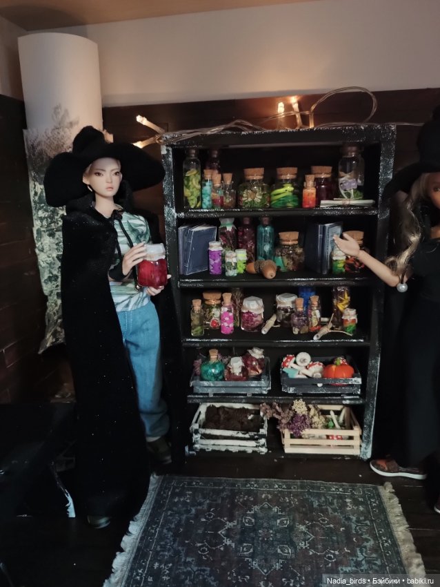 Шкаф ведьмы 1/6 — Кукольная миниатюра и румбокс (фото 2)