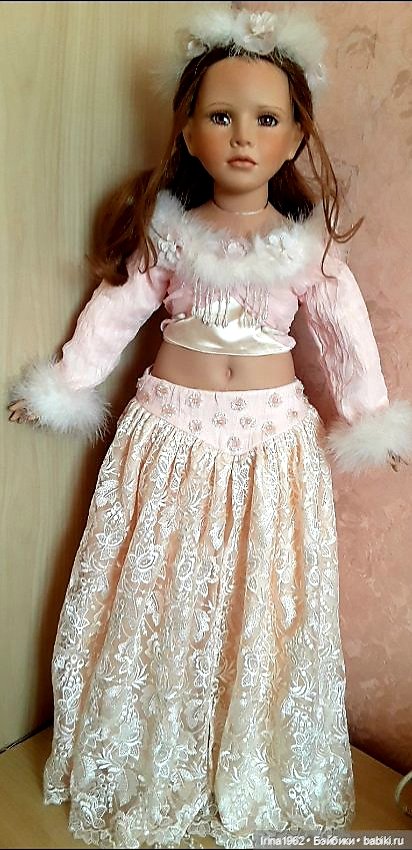 Восточная красавица, танцовщица в великолепном аутфите (фото 2)