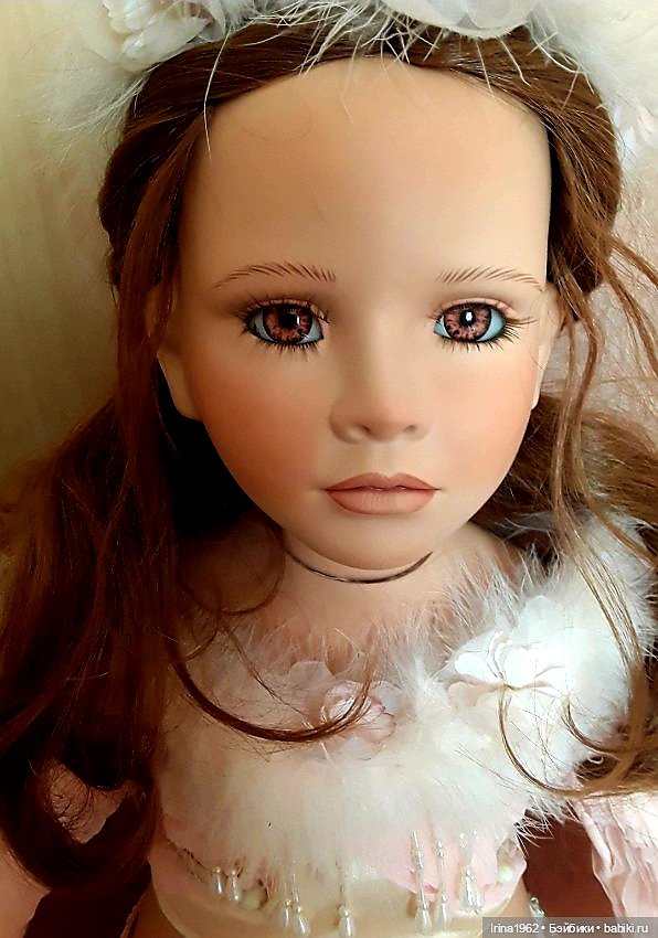 Восточная красавица, танцовщица в великолепном аутфите