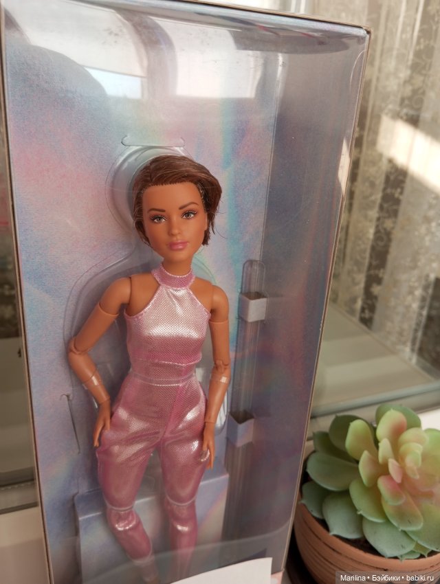 Barbie signature looks, брюнетка (фото 2)