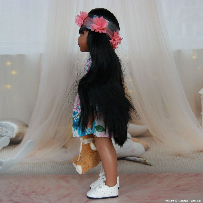 Paola Reina Кукла Мэйли с мишкой, 32 см (фото 8)