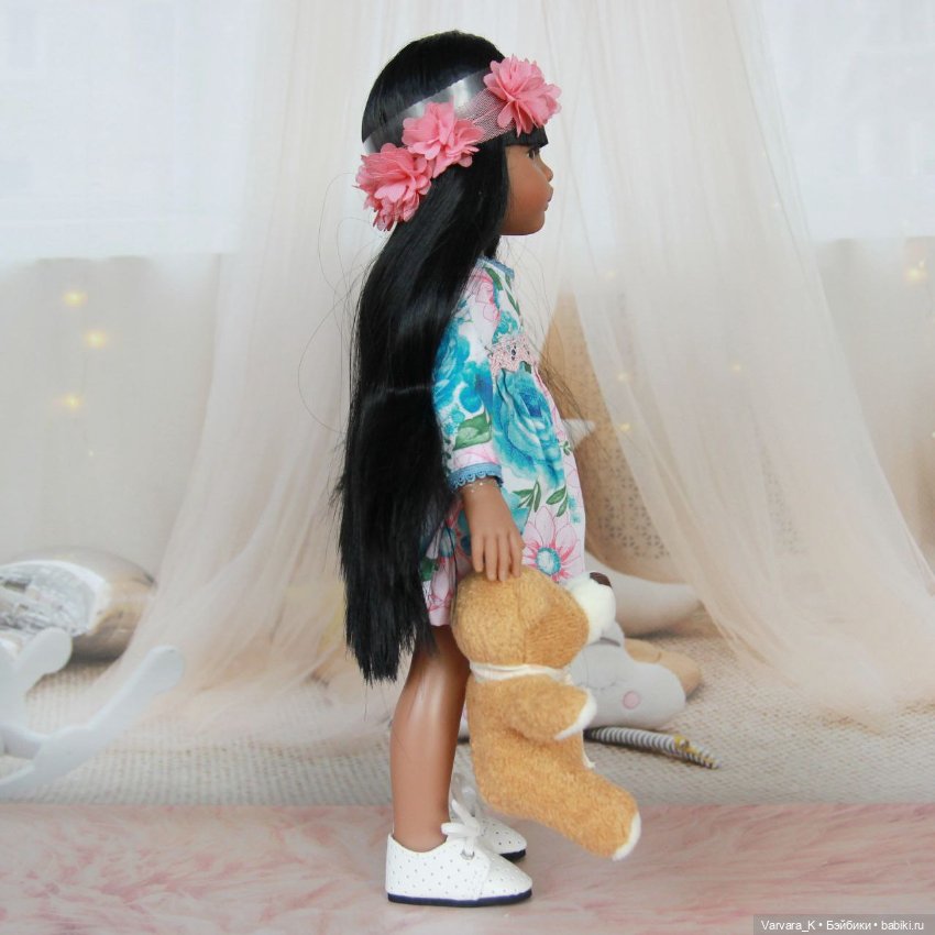Paola Reina Кукла Мэйли с мишкой, 32 см (фото 10)