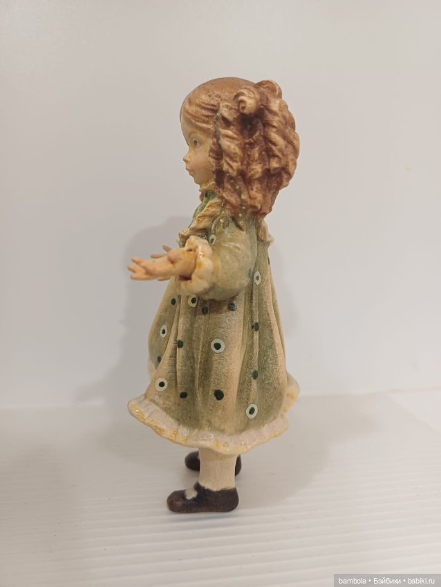 Деревянная коллекционная фигурка девочки Nadia от итальянской фабрики Dolfi (фото 5)