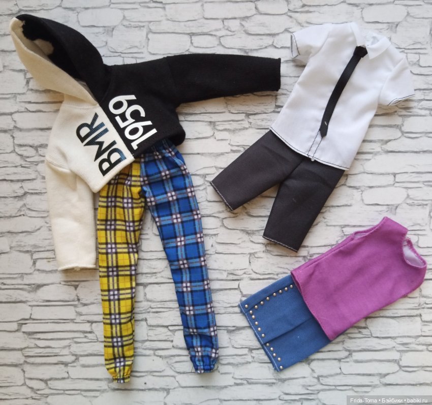 Одежда на Кена фирменная маттел