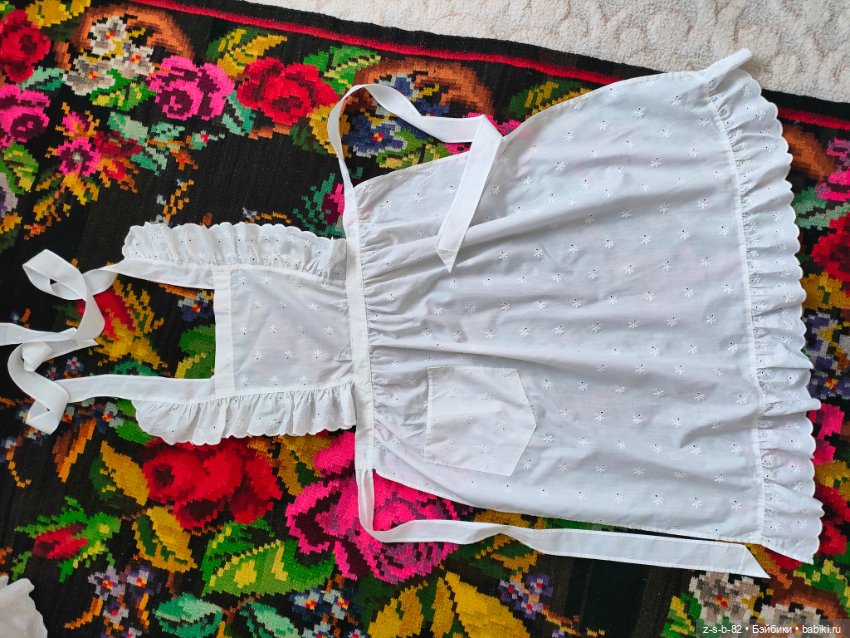 Антикварный передник из шитья