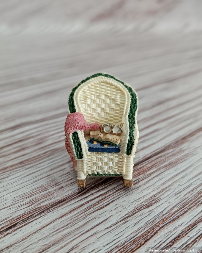 Набор миниатюр "Воспоминания викторианской эпохи. Патио" от Avon