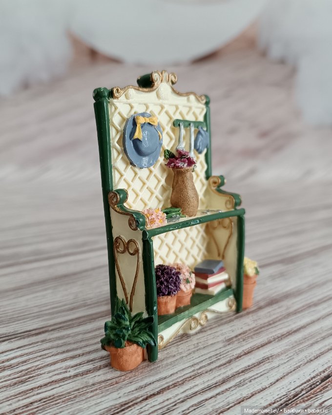 Набор миниатюр "Воспоминания викторианской эпохи. Патио" от Avon (фото 8)