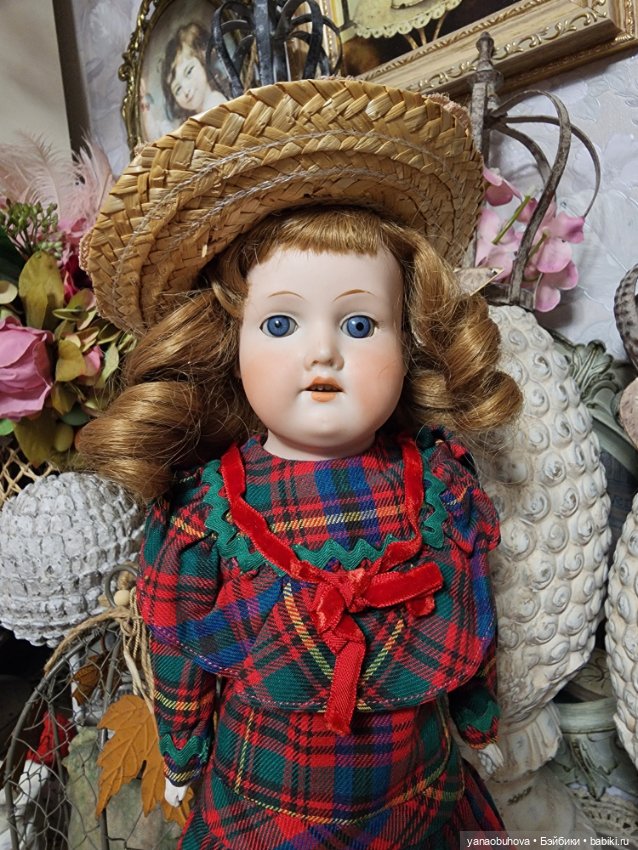 Маленькая куколка Арманд Марсель 370, 36 см (фото 6)