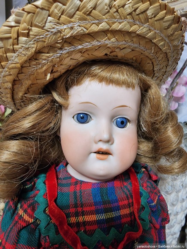 Маленькая куколка Арманд Марсель 370, 36 см (фото 5)