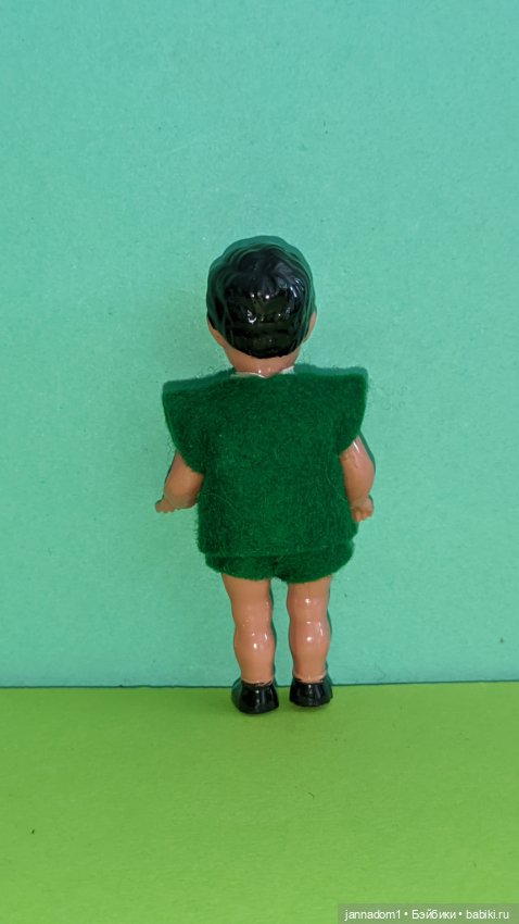 Кавалер с рельефными волосами из колкого пластика RSS, высота 8 см (фото 2)