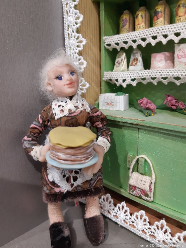 Бабушка напекла оладушки — Миниатюра для кукол (фото 2)