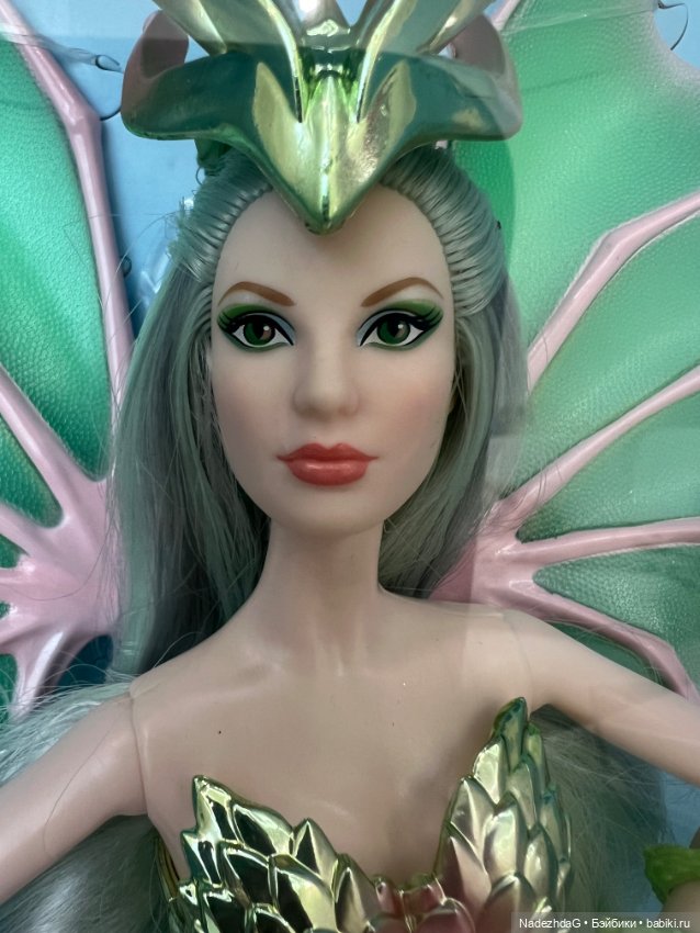 Барби Императрица драконов (фото 10)
